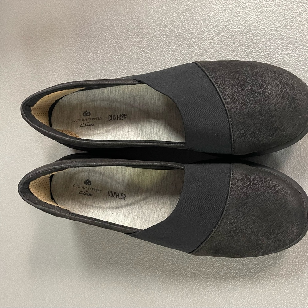 CLARKS CLOUDSTEPPERS BLACK SHOES SZ 7 SI20‎